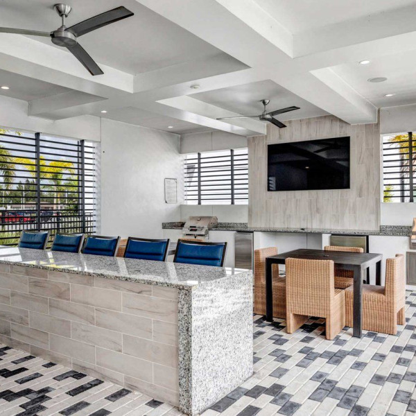 Outdoor Kitchen